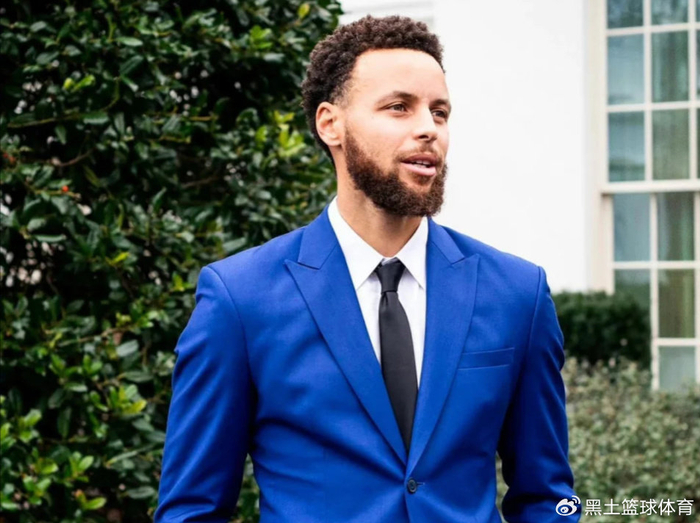 库里：我总资产46亿，詹姆斯：我129亿，他：麻烦让一让|斯蒂芬·库里|NBA|乔丹|科比-布莱恩特|沙奎尔-奥尼尔_新浪体育_新浪新闻