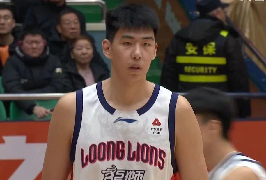 开云娱乐-广东男篮引发众怒，许利民确定北京换外援，徐昕成篮板王和封盖王