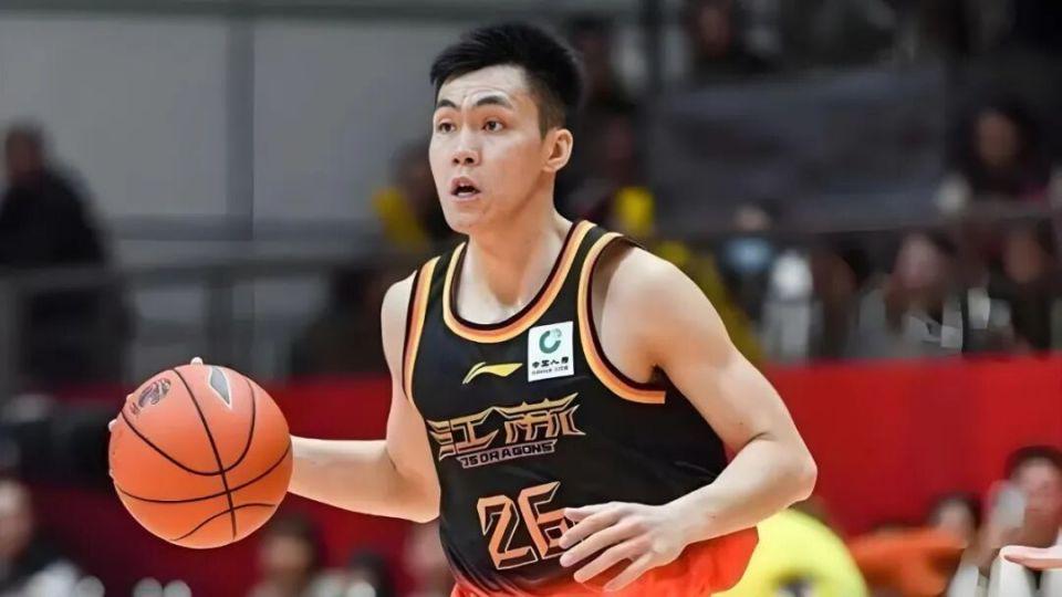 kaiyun-男篮21人名单！赵睿领衔，两人遗憾落选，场均5分之人入选引争议