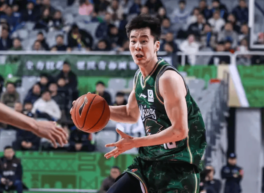 kaiyun-男篮21人名单！赵睿领衔，两人遗憾落选，场均5分之人入选引争议