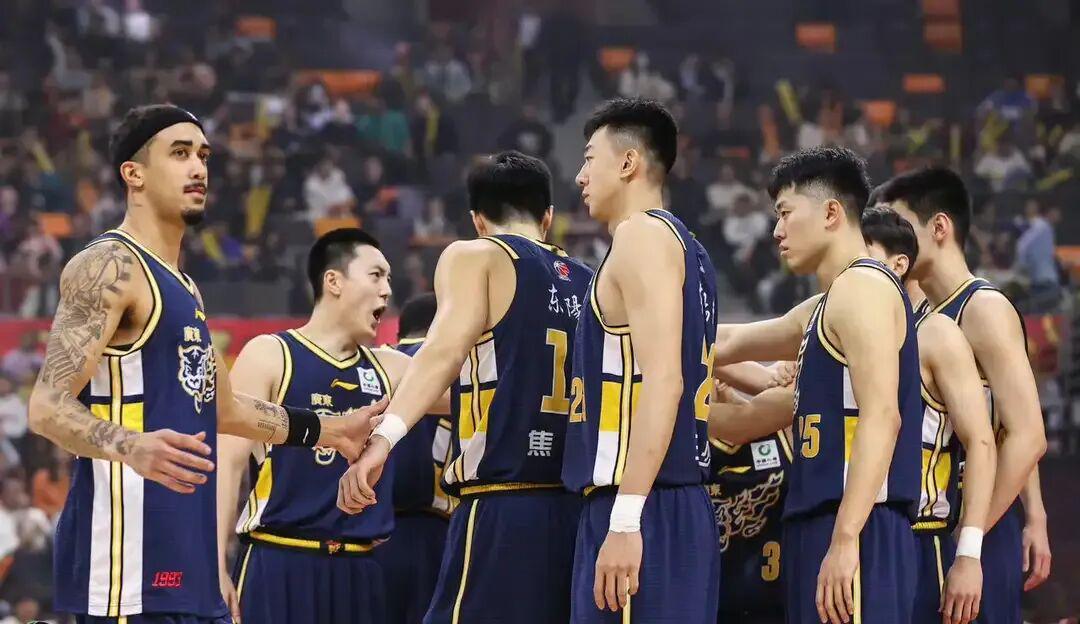 开云在线-CBA赛程过半！最让人失望的六支球队，北京广东上榜