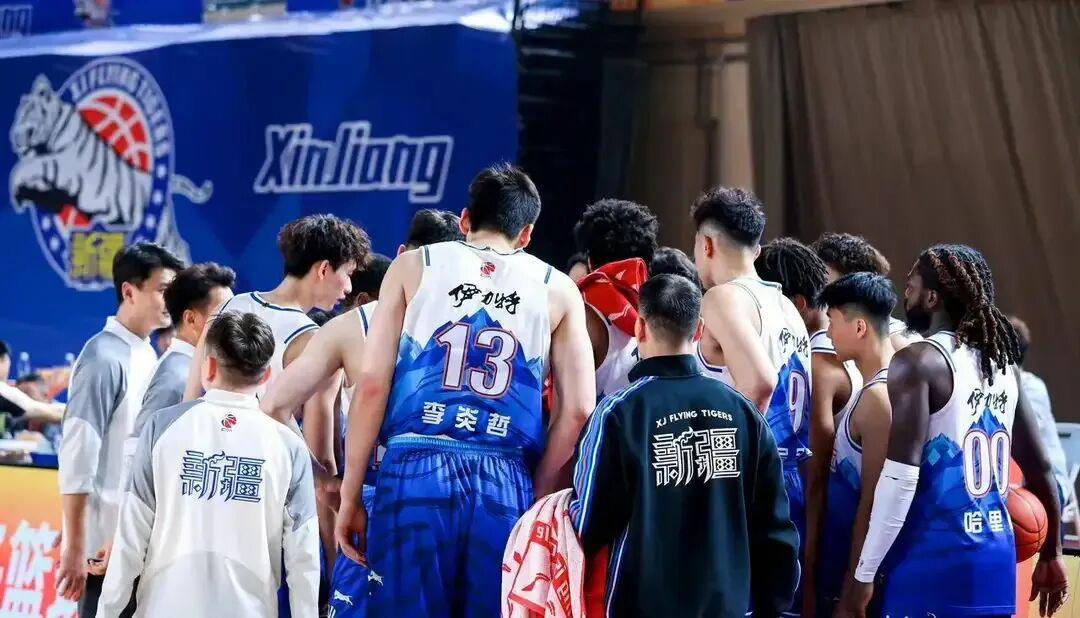 开云在线-CBA赛程过半！最让人失望的六支球队，北京广东上榜