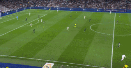 开云APP-3:0!亿元先生大秀帽子戏法,比肩梅西纪录,皇马半场3球打崩曼城